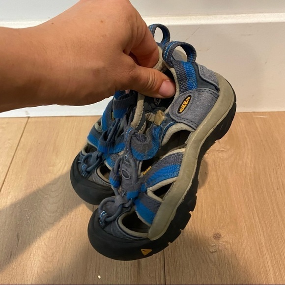 Keen newport Blue Sandals Boys 9 - Picture 6 of 7
